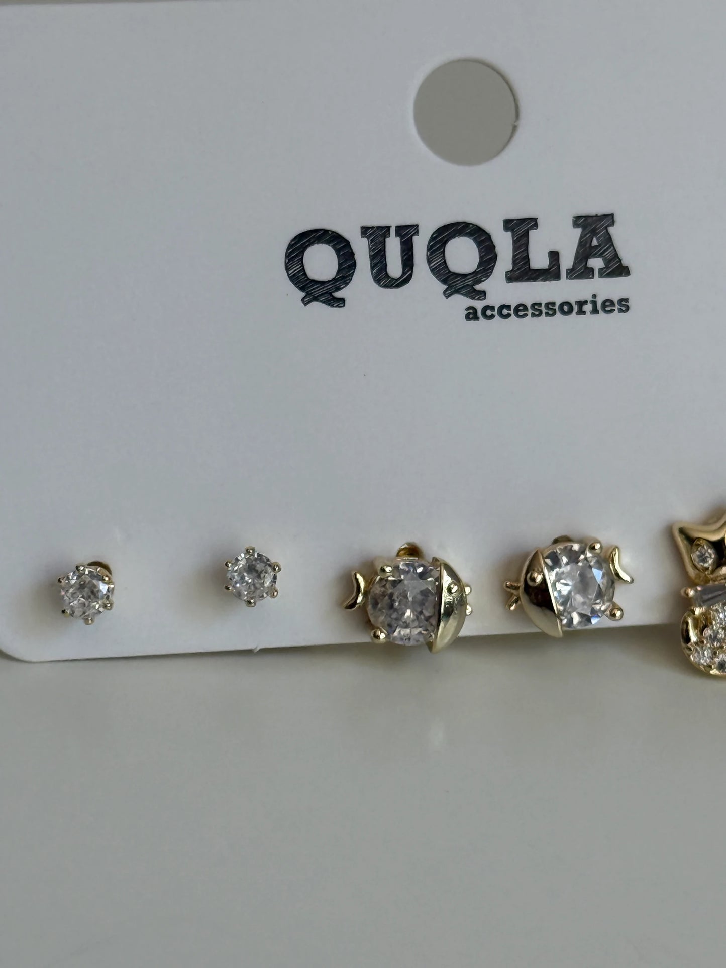 Gold RengiKedi Ve Taşlı Set Küpe