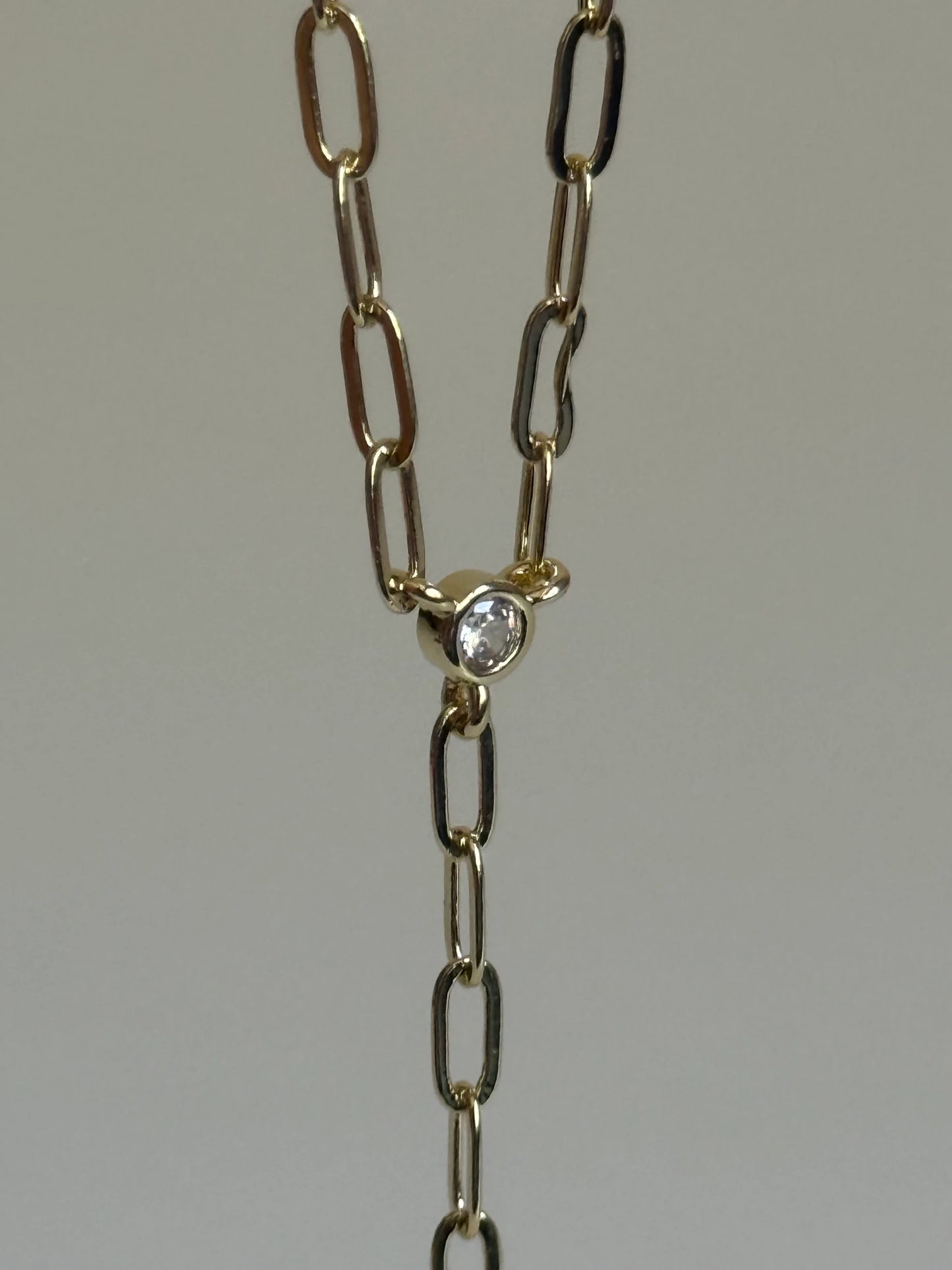Gold Rengi Charm Sallantılı Kadın Kolye