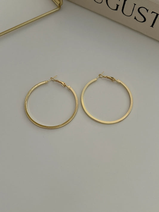 Gold Rengi Düz Halka Kadın Küpe
