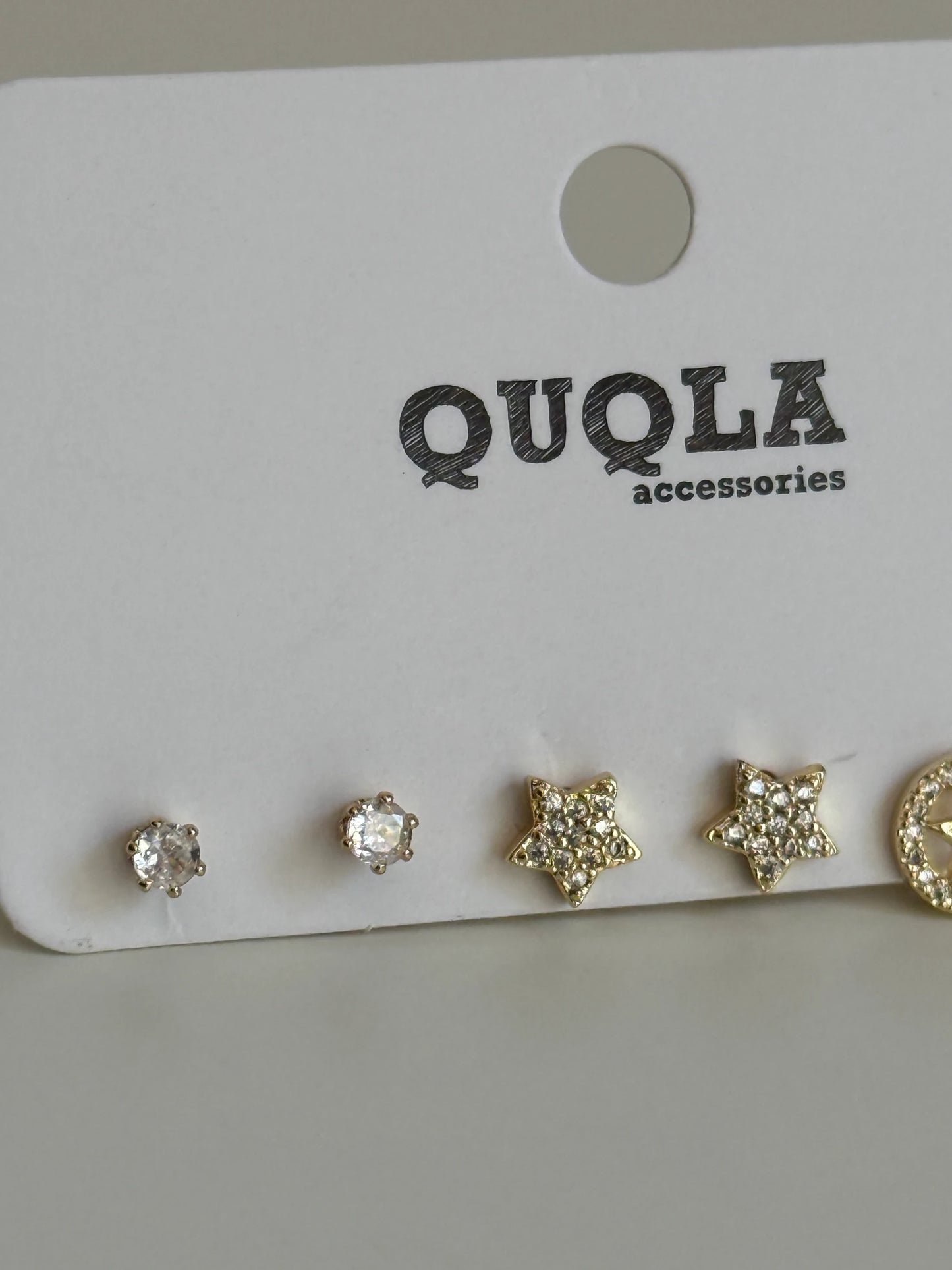 Gold Rengi Yıldız Model Set Küpe