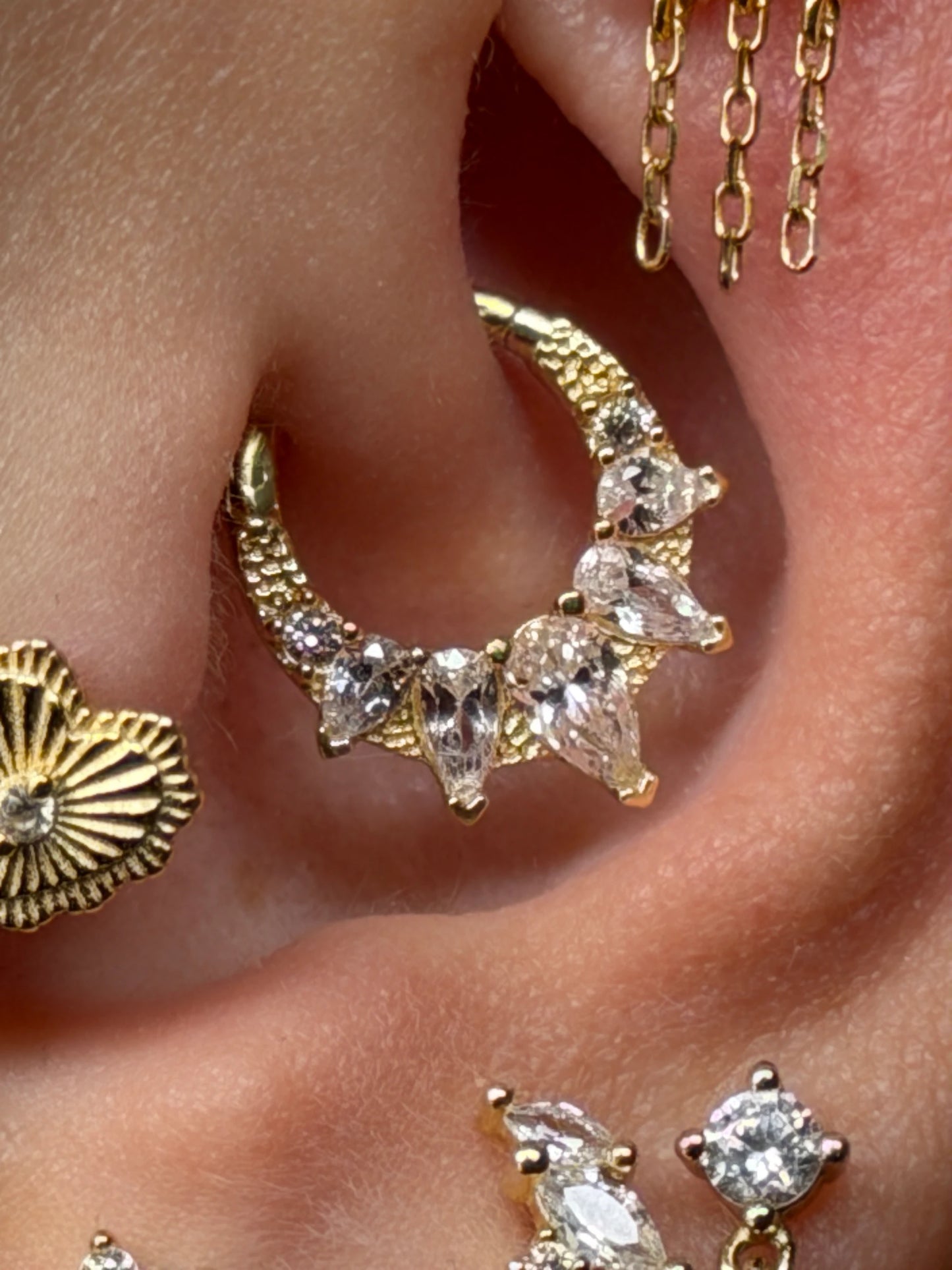 Gold Rengi 925 Ayar Gümüş Daith Piercing