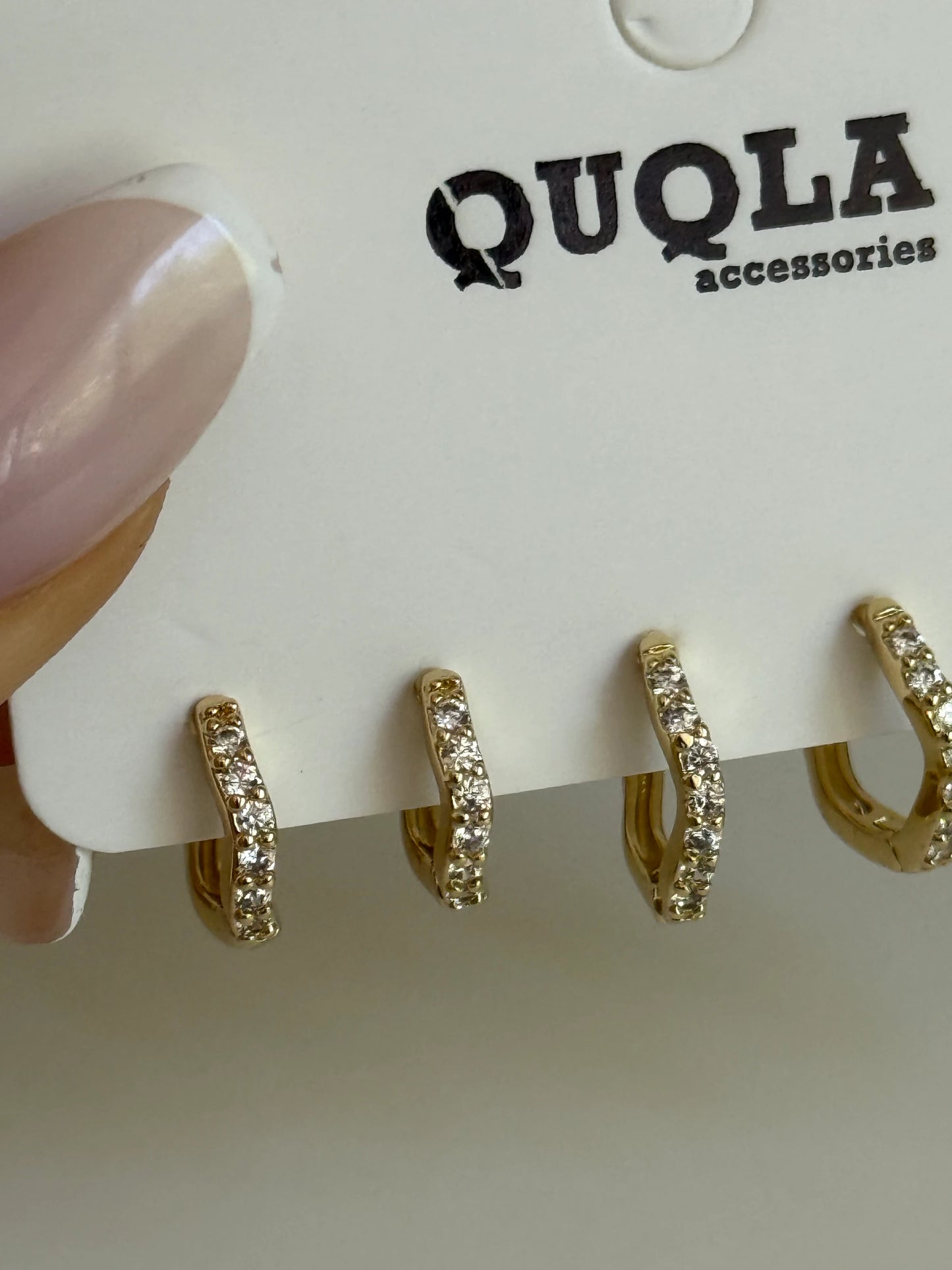 Gold Rengi Dalga Model Halka Set Küpe