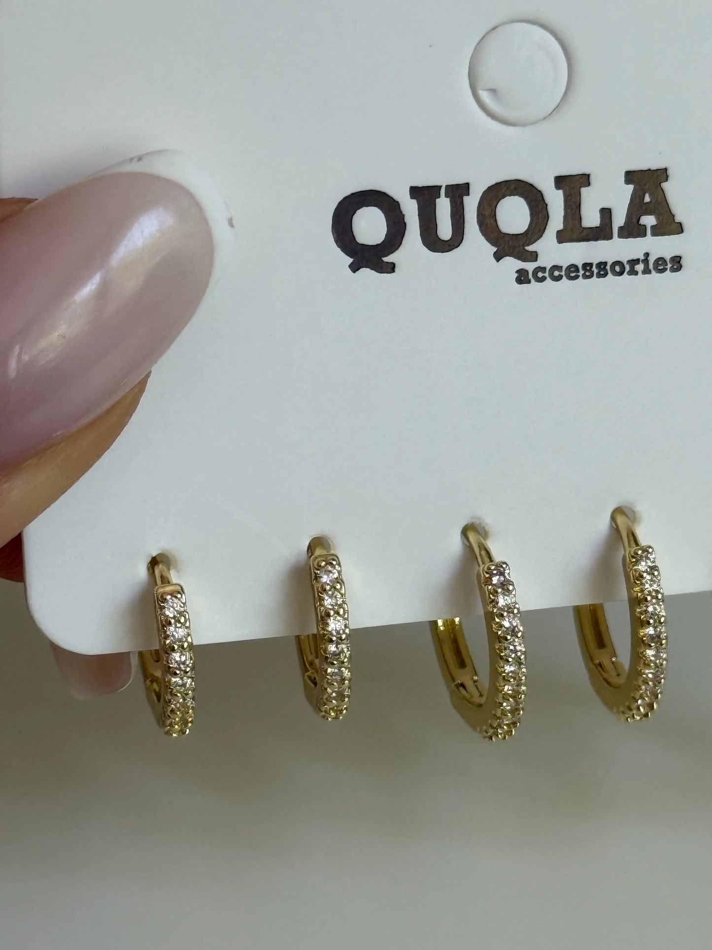 Gold Rengi Taşlı Halka Model Set Küpe