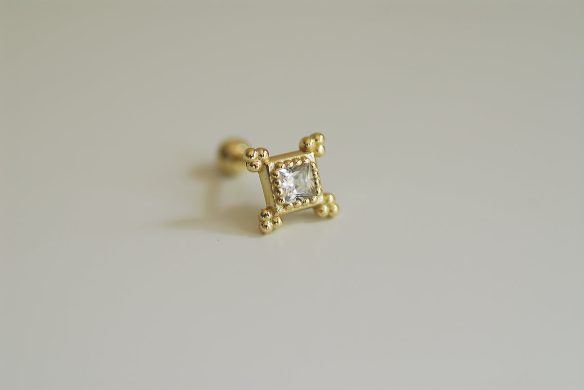 Gold Rengi 925 Ayar Gümüş Piercing