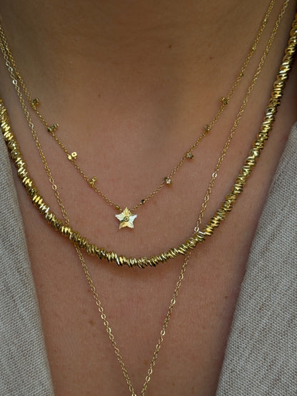 Gold Rengi Yıldız Model Kadın Kolye