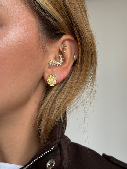 Gold Rengi Oval Model Taşlı Kadın Küpe