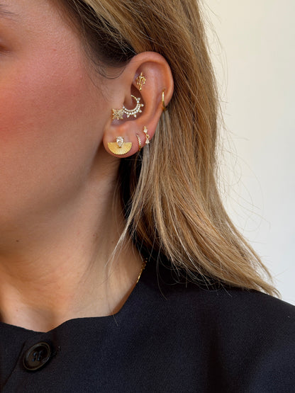 Gold Rengi Damla Taşlı Yelpaze Model Kadın Küpe