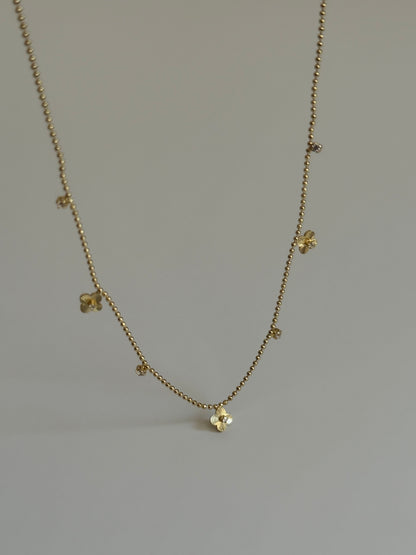 Gold Rengi Top Zincir Yonca Model Kadın Kolye