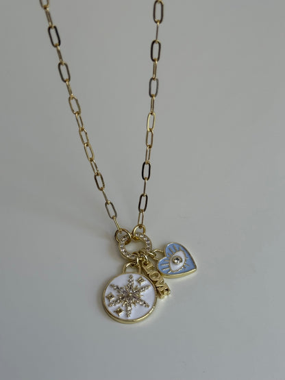 Gold Rengi Charm Sallantılı Kadın Kolye