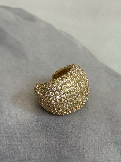 Gold Rengi Taşlı Kadın Kıkırdak Küpe
