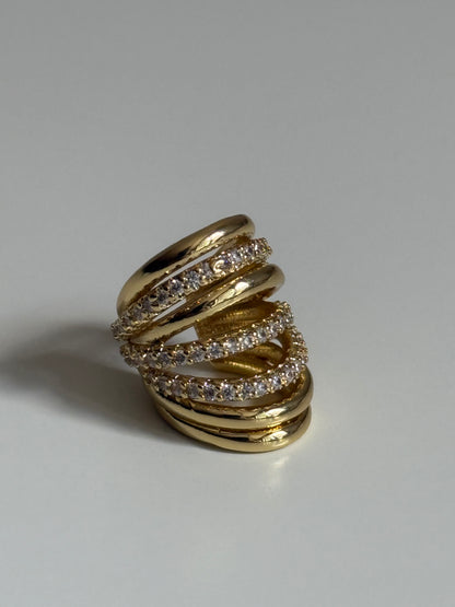Gold Rengi Çoklu Halka Model Kadın Kıkırdak Küpe