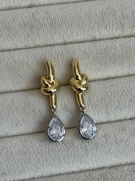 Mix Renk Damla Taşlı Düğüm Model Kadın Küpe
