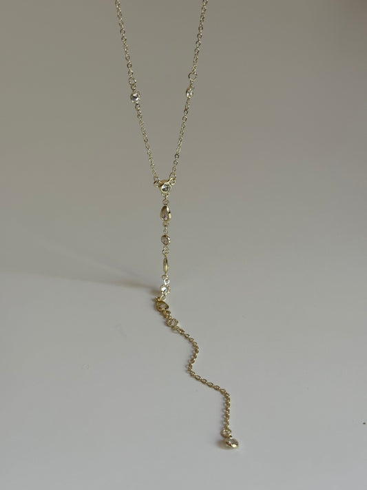 Gold Rengi Y Model Kadın Kolye