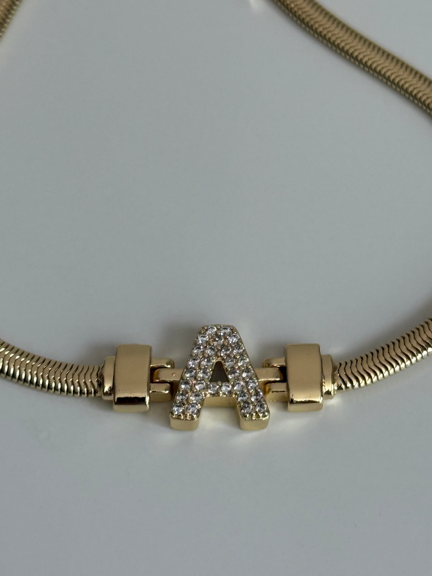 Gold Rengi İtalyan Zincir Model Harfli Kadın Bileklik