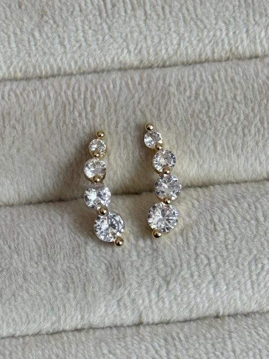 Gold Rengi Sıralı Taşlı Kadın Küpe
