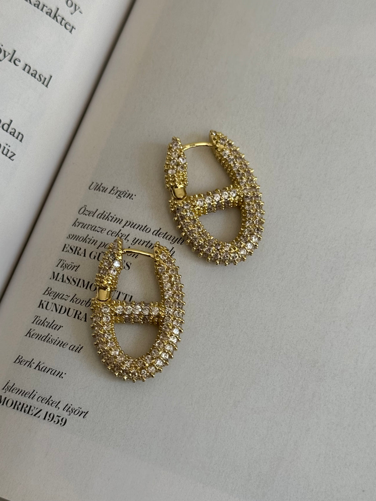 Taşlı Elips Model Kadın Küpe