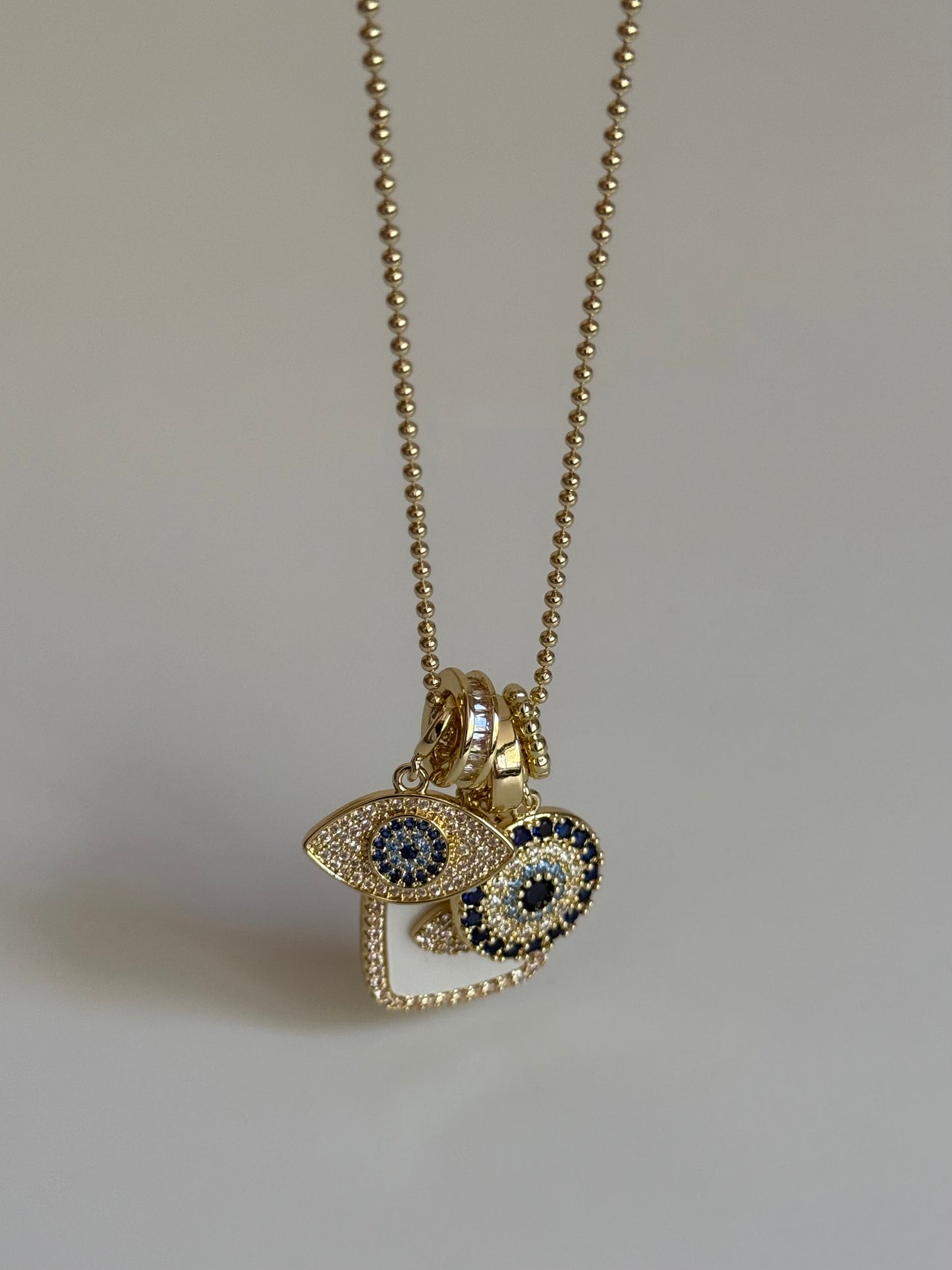 Gold Rengi Renkli Taşlı Charm Kadın Kolye