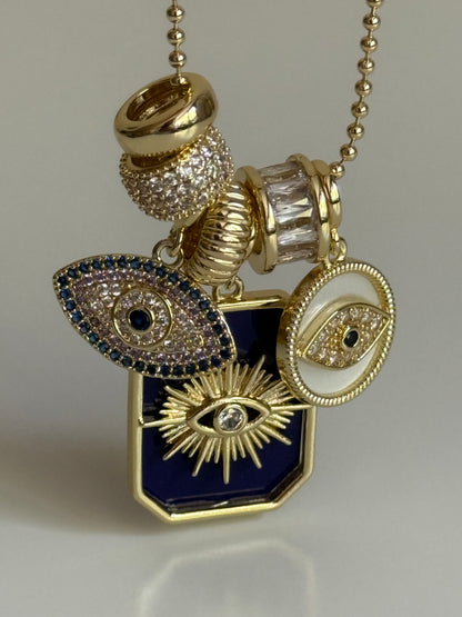Gold Rengi Renkli Taşlı Charm Kadın Kolye