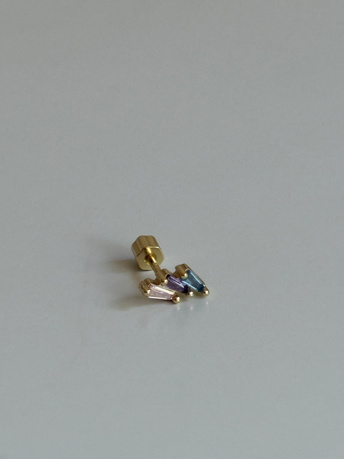 Gold Rengi Renkli Taşlı 925 Ayar Gümüş Piercing