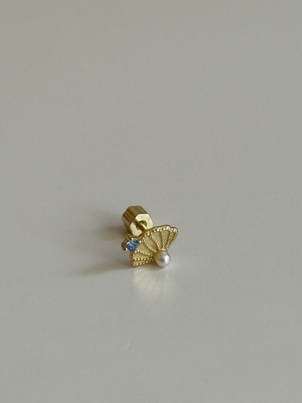 Gold Rengi Yelpaze Model 925 Ayar Gümüş Piercing