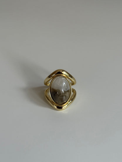 Gold Rengi Oval Taşlı Kadın Yüzük