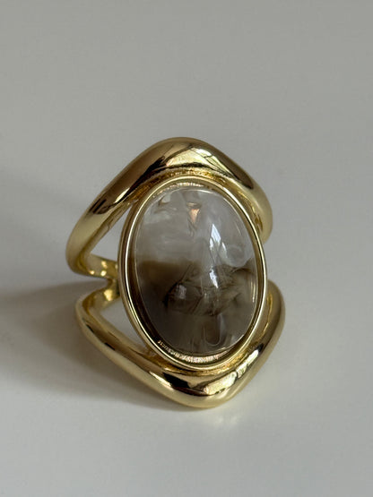 Gold Rengi Oval Taşlı Kadın Yüzük