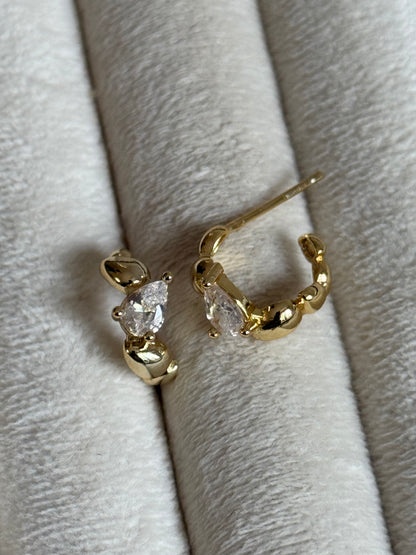 Gold Rengi Damla Taşlı Kadın Küpe