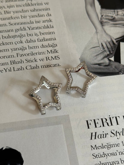 Yıldız Model Kadın Küpe