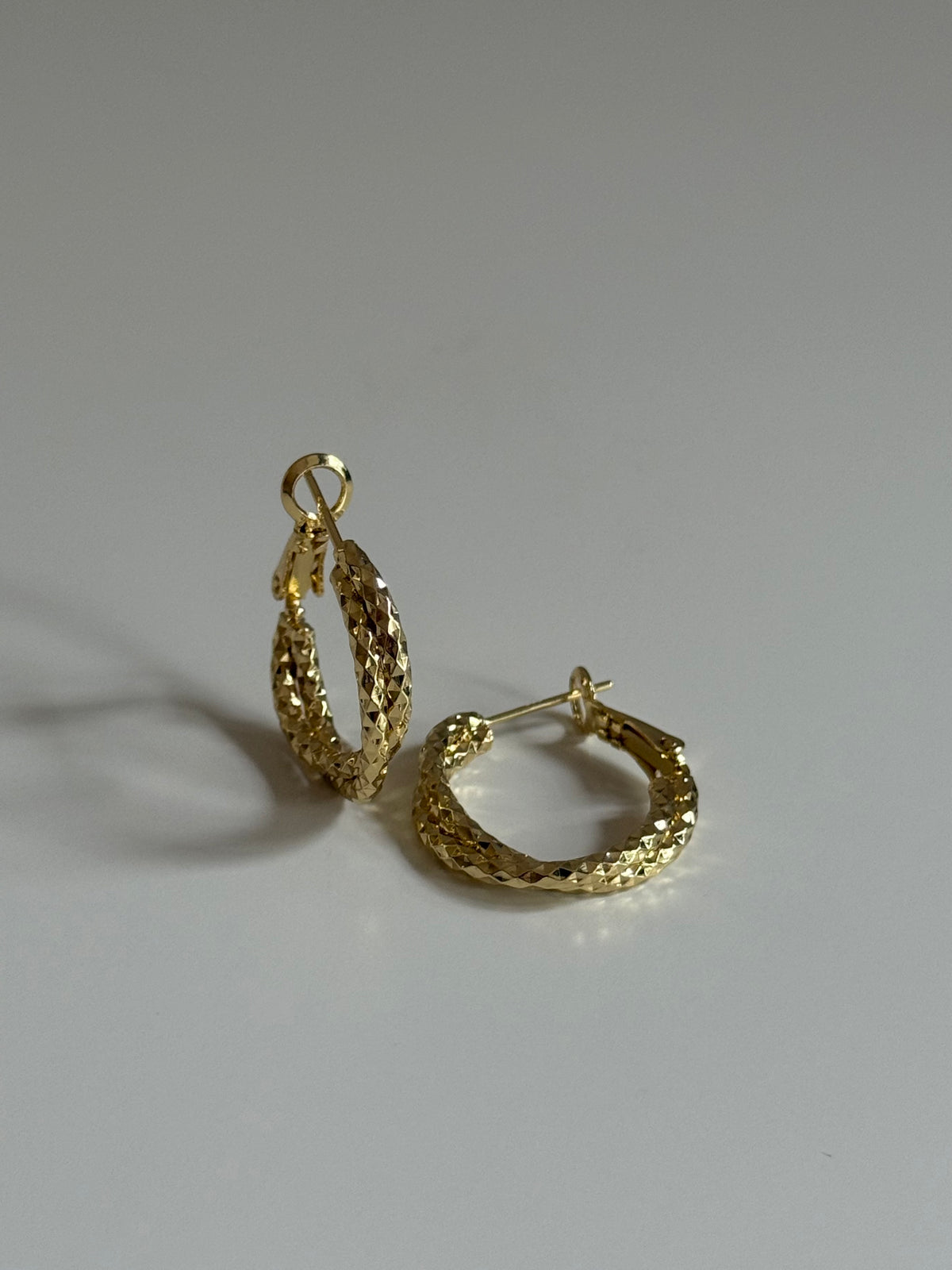 Gold Rengi İki Sıra Kadın Halka Küpe