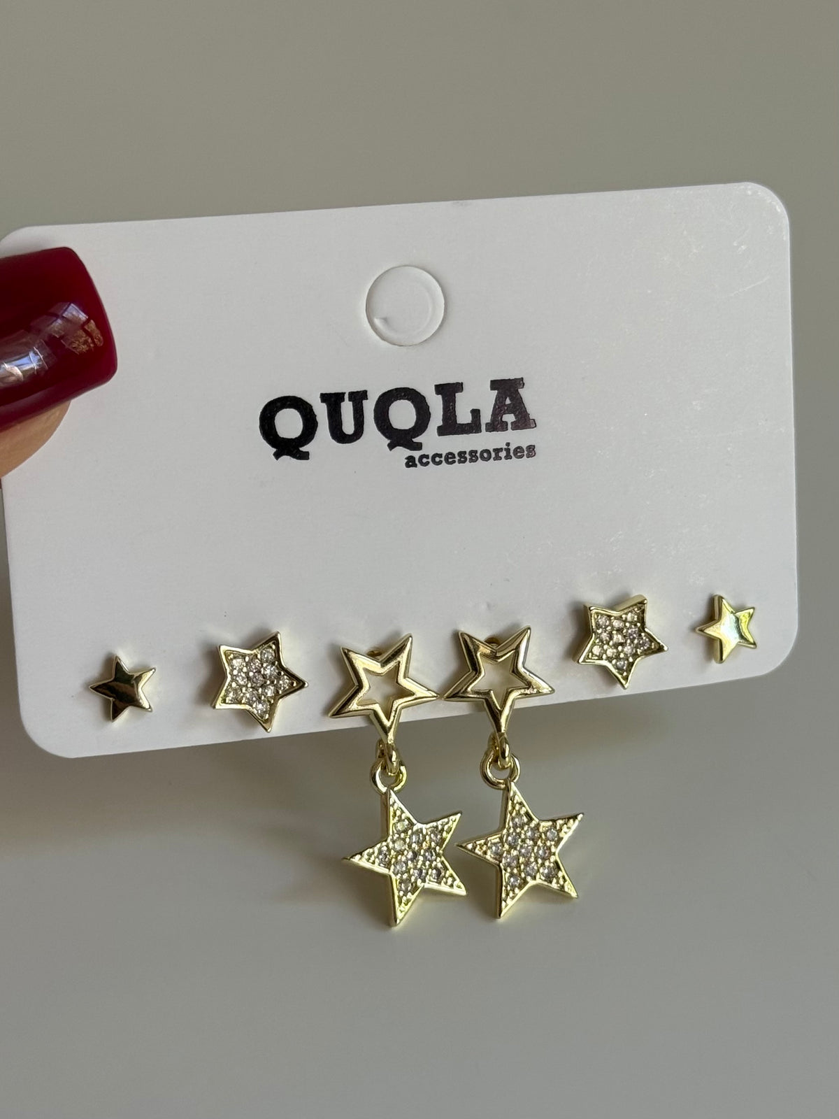 Gold Rengi Yıldız Sallantılı Set Küpe