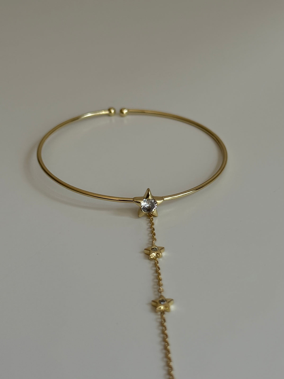 Gold Rengi Yıldız Model Kelepçe Bileklik Şahmeran