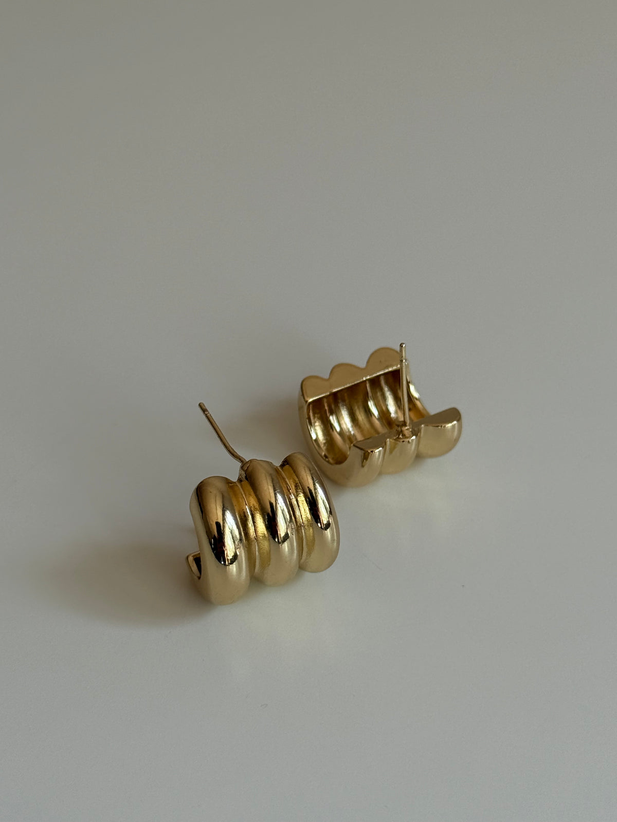 Gold Rengi Üç Sıra Kadın Küpe
