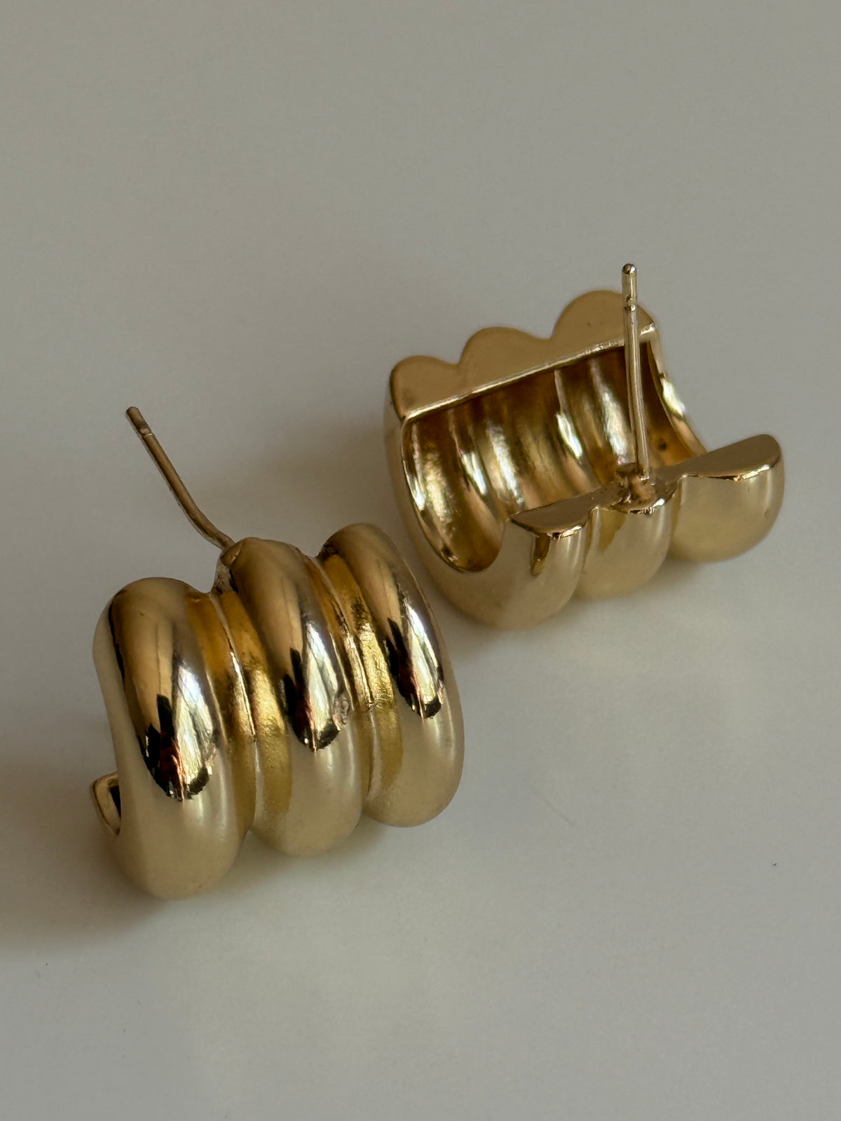 Gold Rengi Üç Sıra Kadın Küpe
