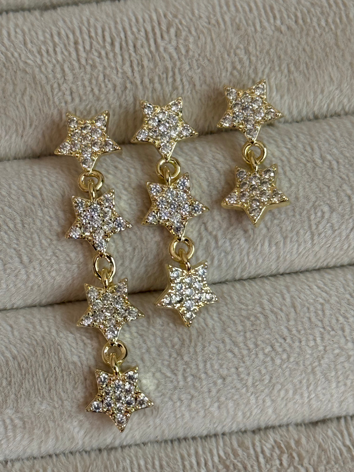 Gold Rengi Yıldız Model Üçlü Set Küpe
