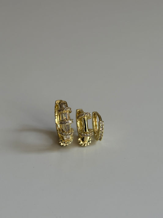 Gold Rengi Halka Model Üçlü Set Küpe