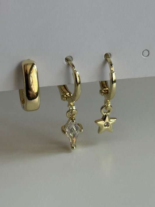 Gold Rengi Yıldız Model Üçlü Set Küpe