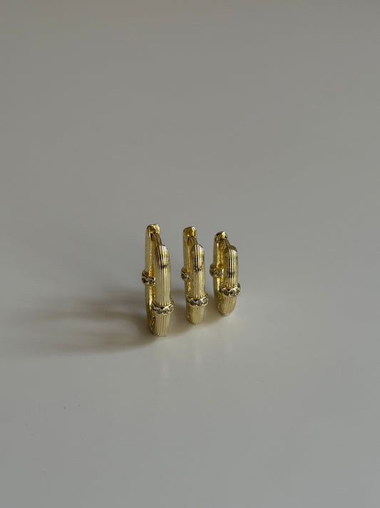 Gold Rengi Elips Model Üçlü Set Küpe