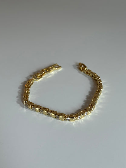 Gold Rengi Sıralı Kare Ve Yuvarlak Model Kadın Bileklik
