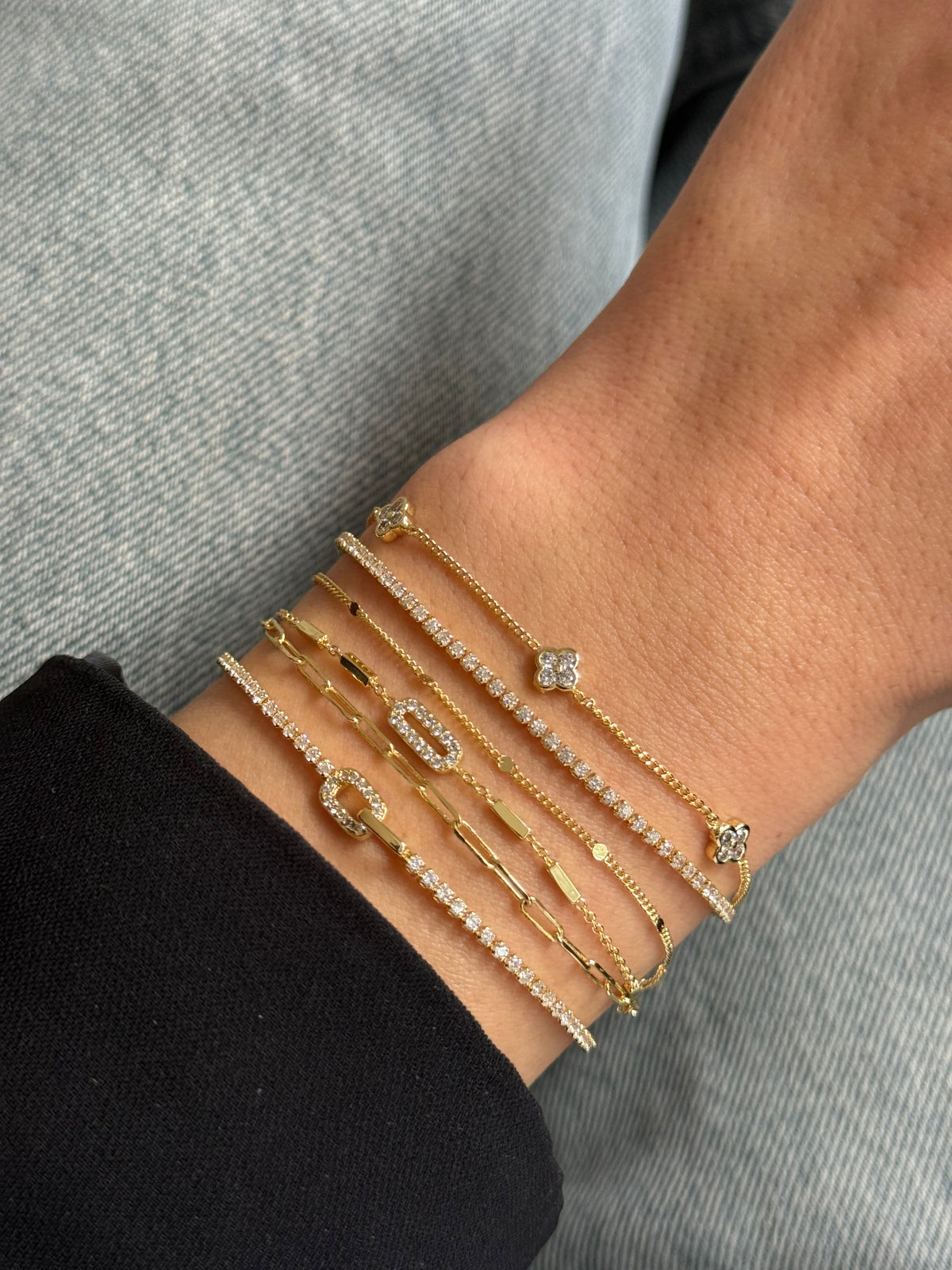 Gold Rengi Üç Sıra Zincir Model Kadın Bileklik