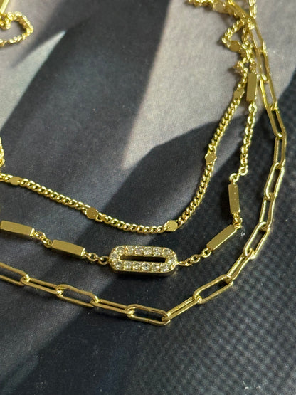 Gold Rengi Üç Sıra Zincir Model Kadın Bileklik