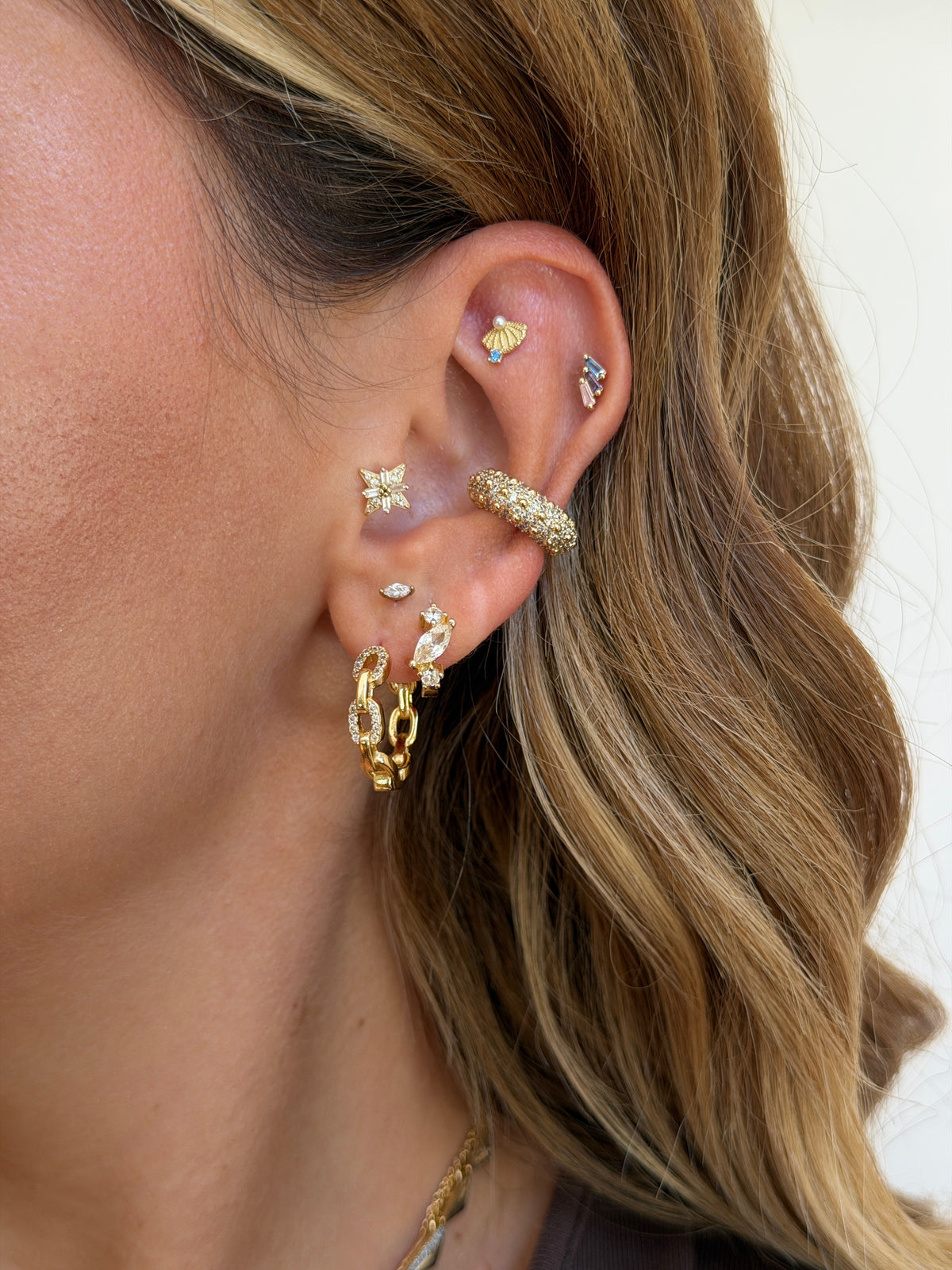 Gold Rengi Renkli Taşlı 925 Ayar Gümüş Piercing