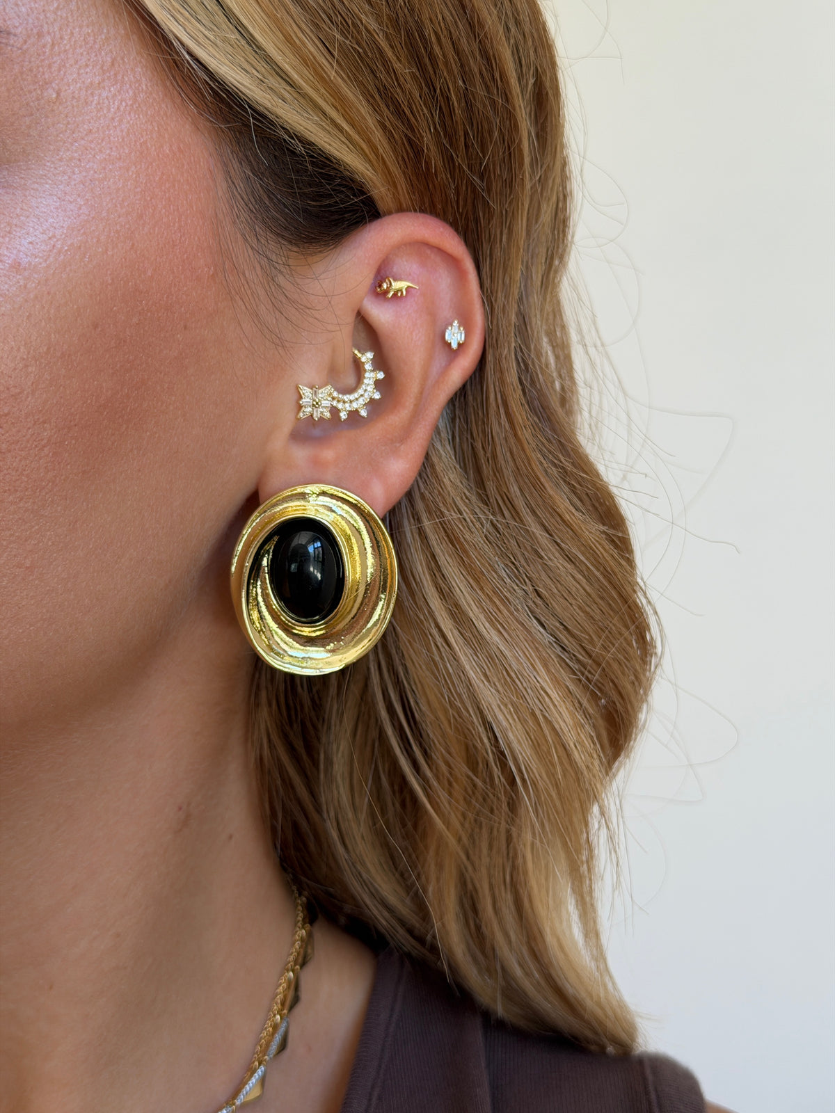 Gold Rengi Hayvan Figürlü 925 Ayar Gümüş Piercing