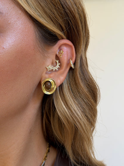 Gold Rengi Küçük Renkli Taşlı Oval Model Kadın Küpe
