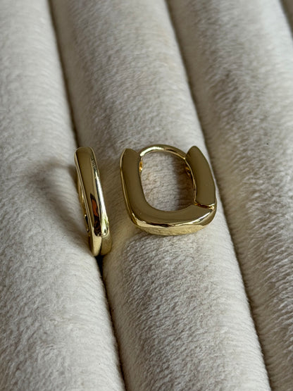 Gold Rengi Kadın Küpe