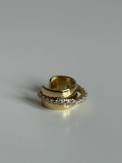 Gold Rengi Tek Sıra Taşlı Kadın Kıkırdak Küpe