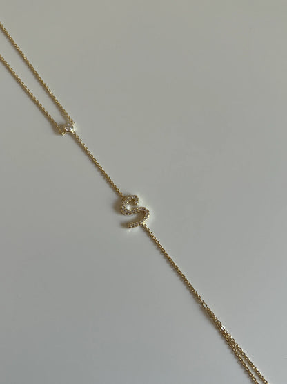 Gold Rengi Zirkon Taşlı Harf Kadın Şahmeran