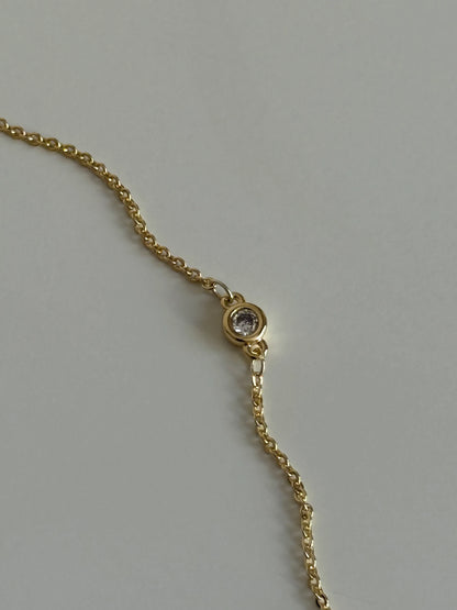 Gold Rengi Beyaz Taşlı İkili Kelebek Model Kadın Kolye