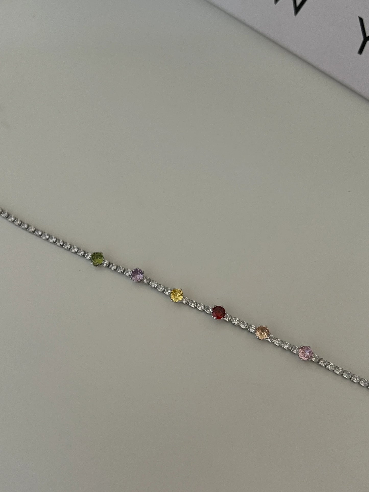 Renkli Zirkon Taşlı Suyolu Kadın Bileklik
