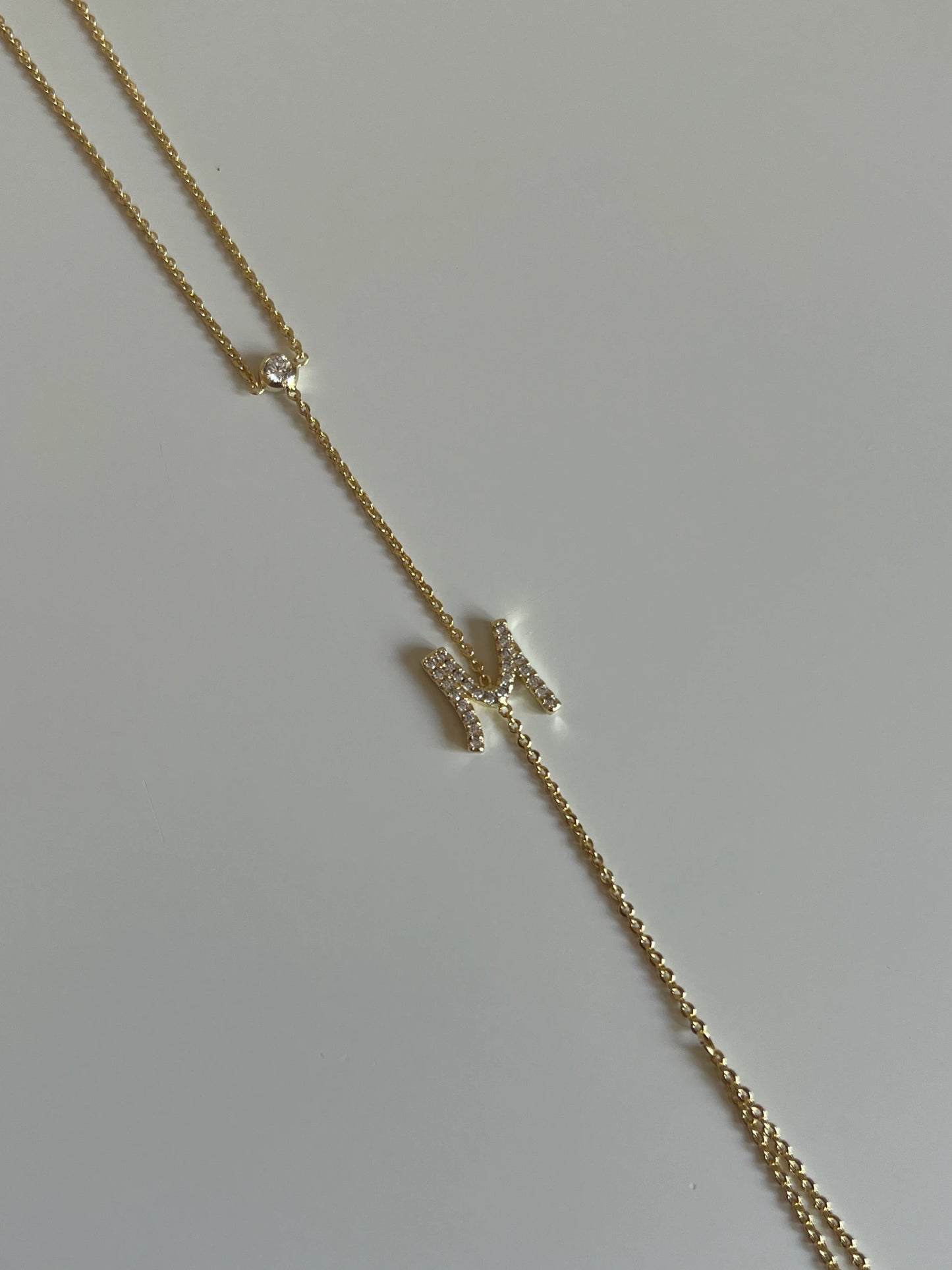 Gold Rengi Zirkon Taşlı Harf Kadın Şahmeran