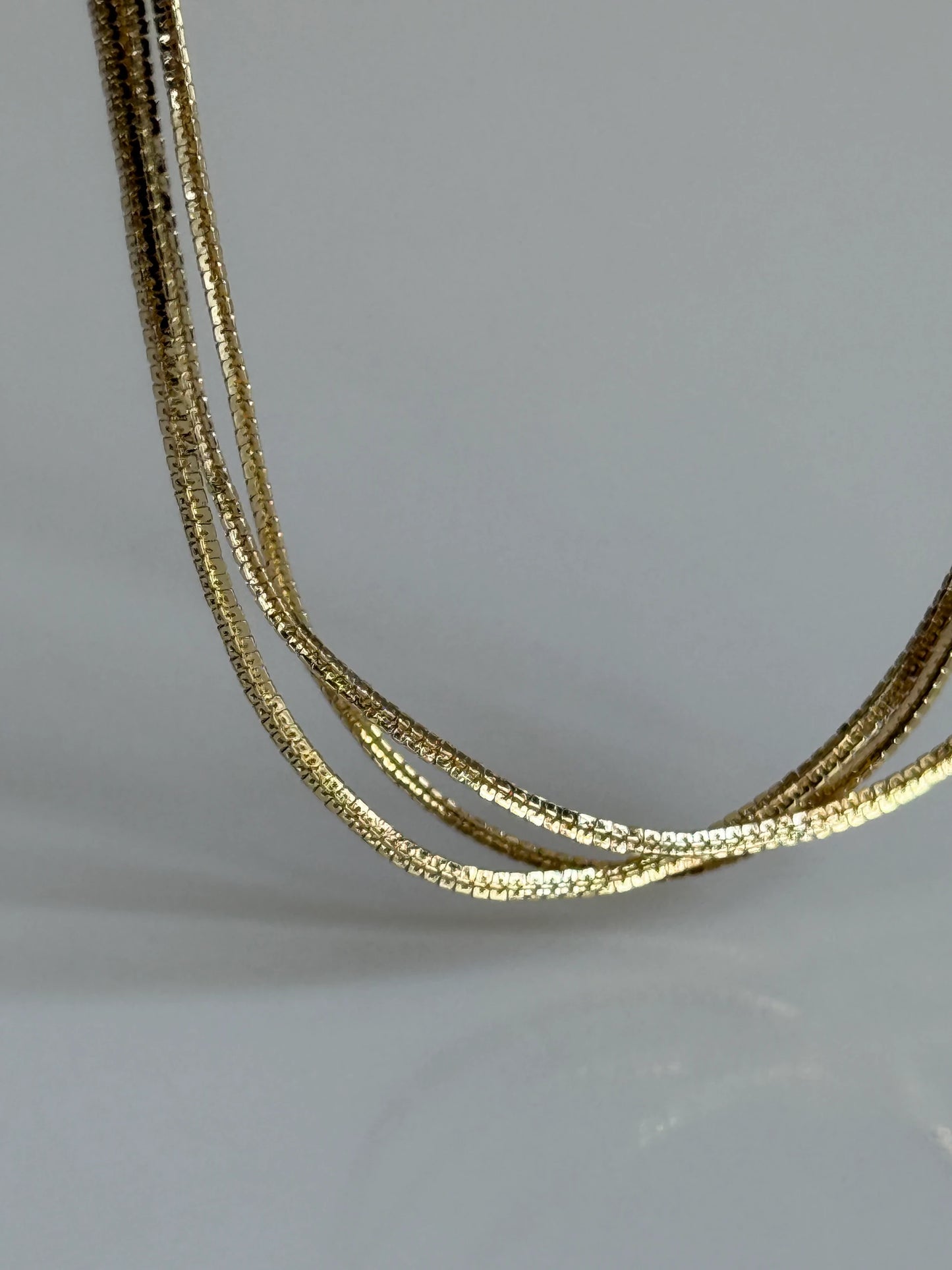 Gold Rengi Üç Sıra İtalyan Zinciri Kadın Kolye